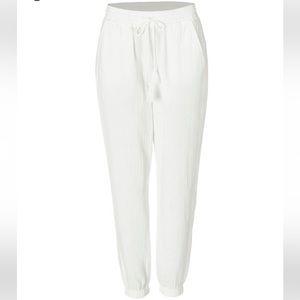 Cabi Getaway Jogger in Medium